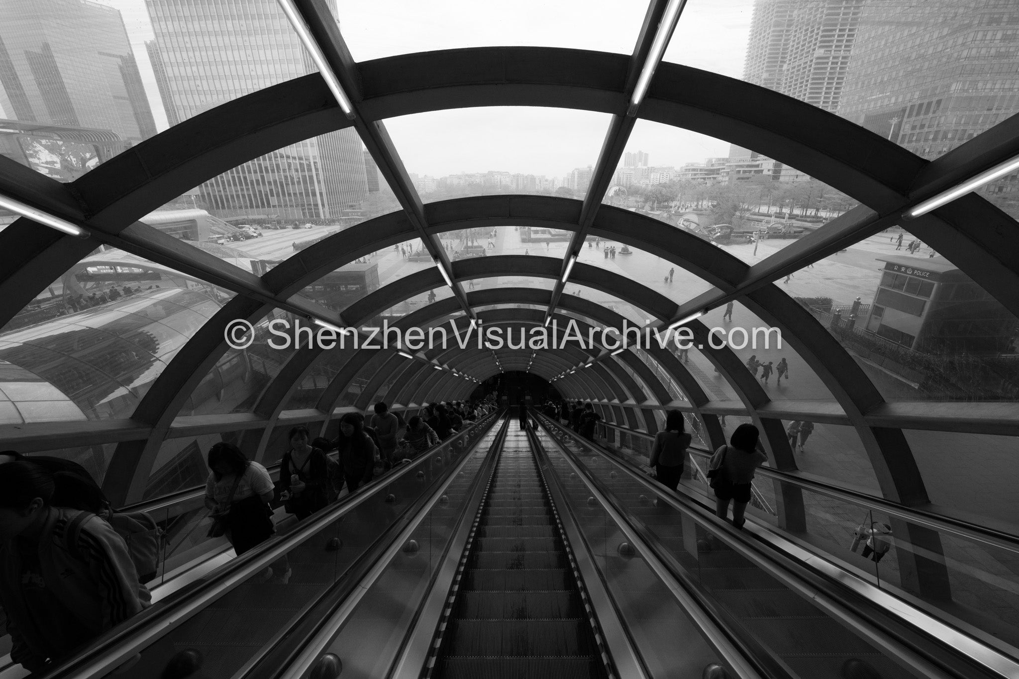 Geometric Symmetry at Shenzhen North