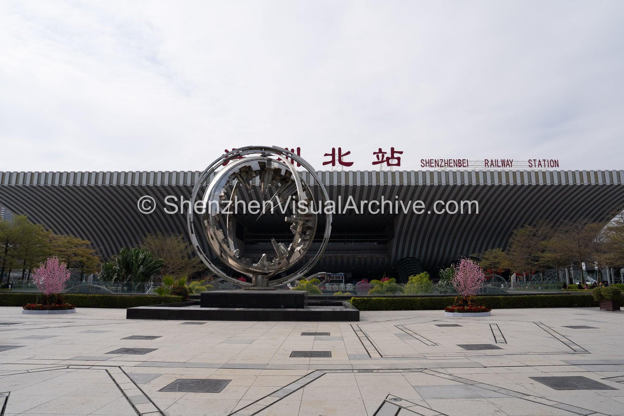 The Silent Monolith: Shenzhenbei Railway Station 深圳北站 (SVA-26-0032)