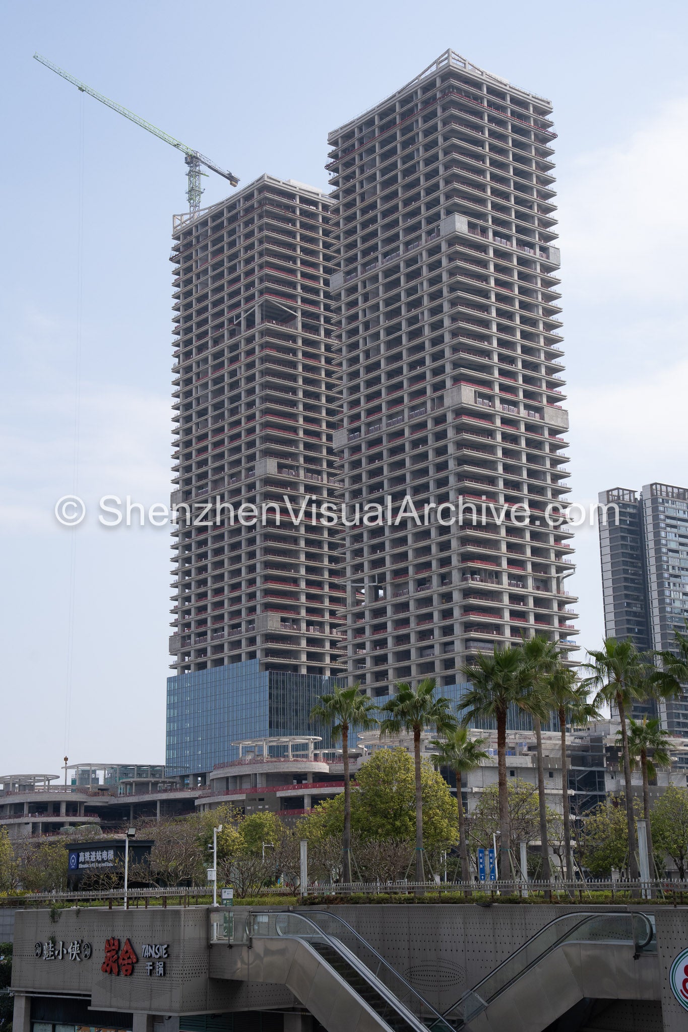 Skyline in Progress: Urban Development near Shenzhenbei 深圳北站 (SVA-26-0033)