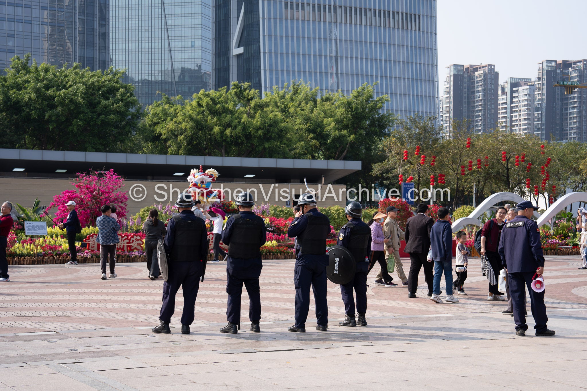 Public Safety: Security Detail Monitoring the 2026 Bao'an Spring Festival Flower Fair (SVA-26-0053)