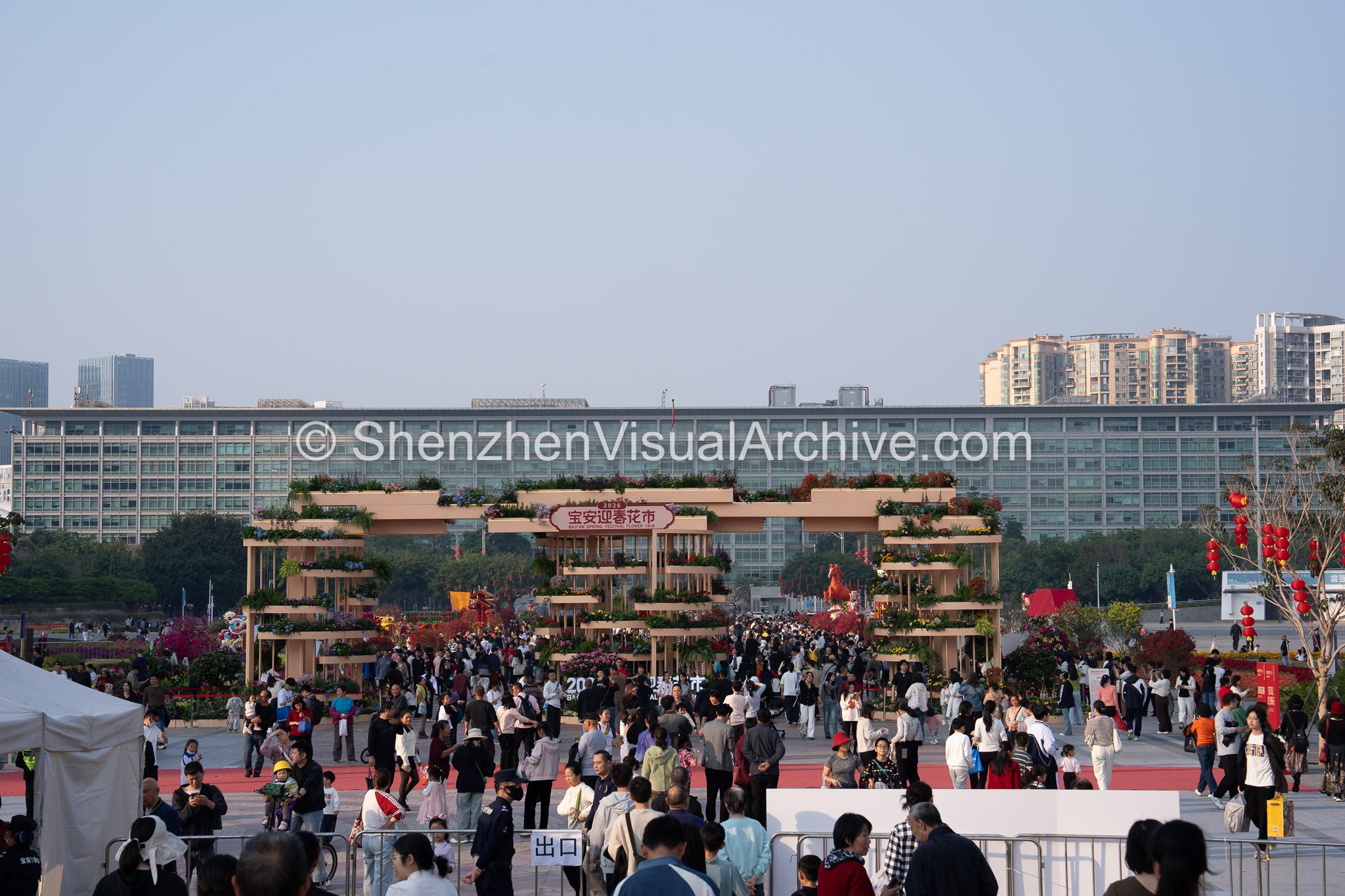 Civic Celebration: Wide Plaza View of the 2026 Bao'an Flower Fair (SVA-26-0077)