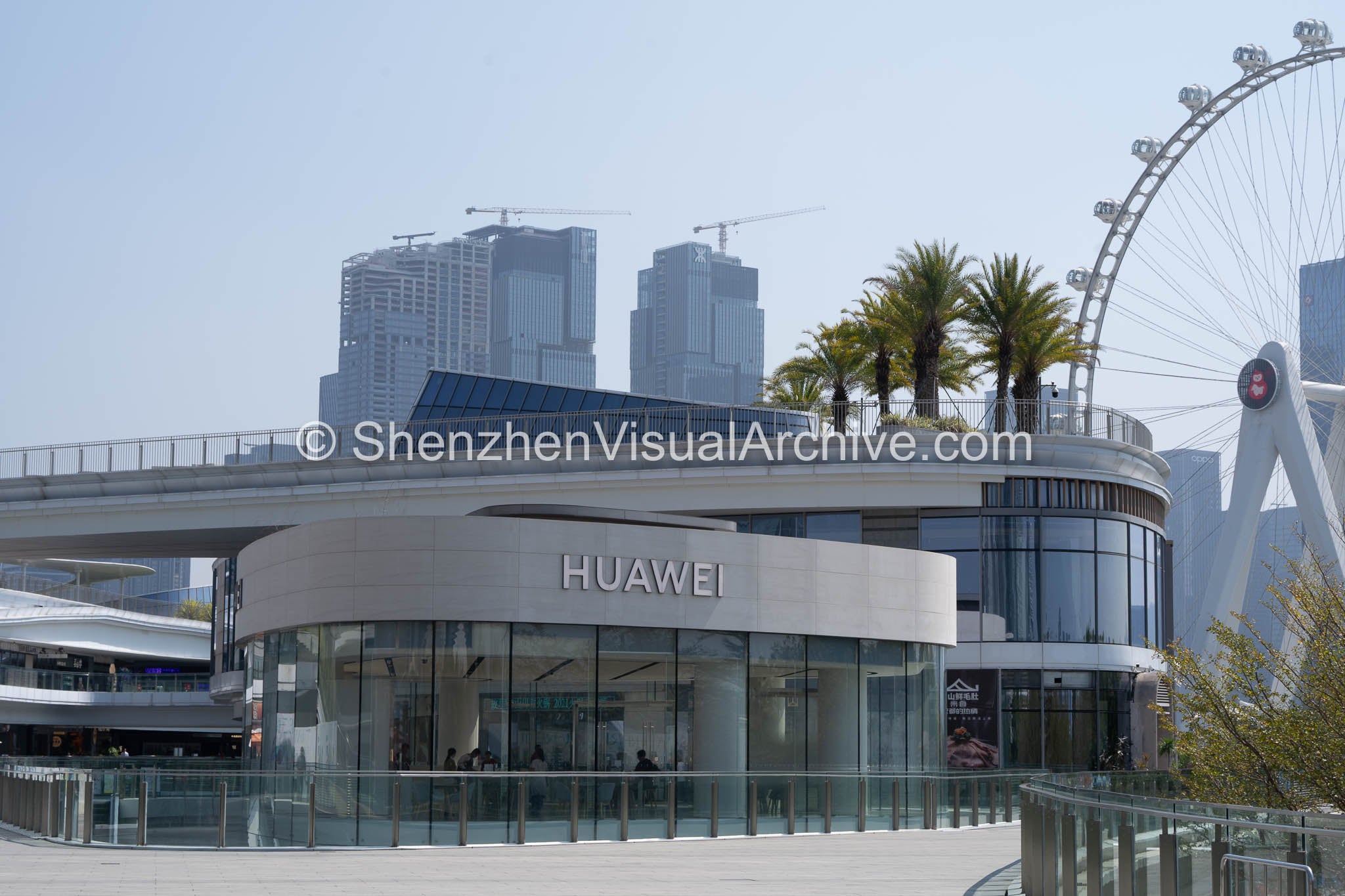 Retail Landmark: HUAWEI Flagship Store and Ferris Wheel at OH Bay (SVA-26-0106)
