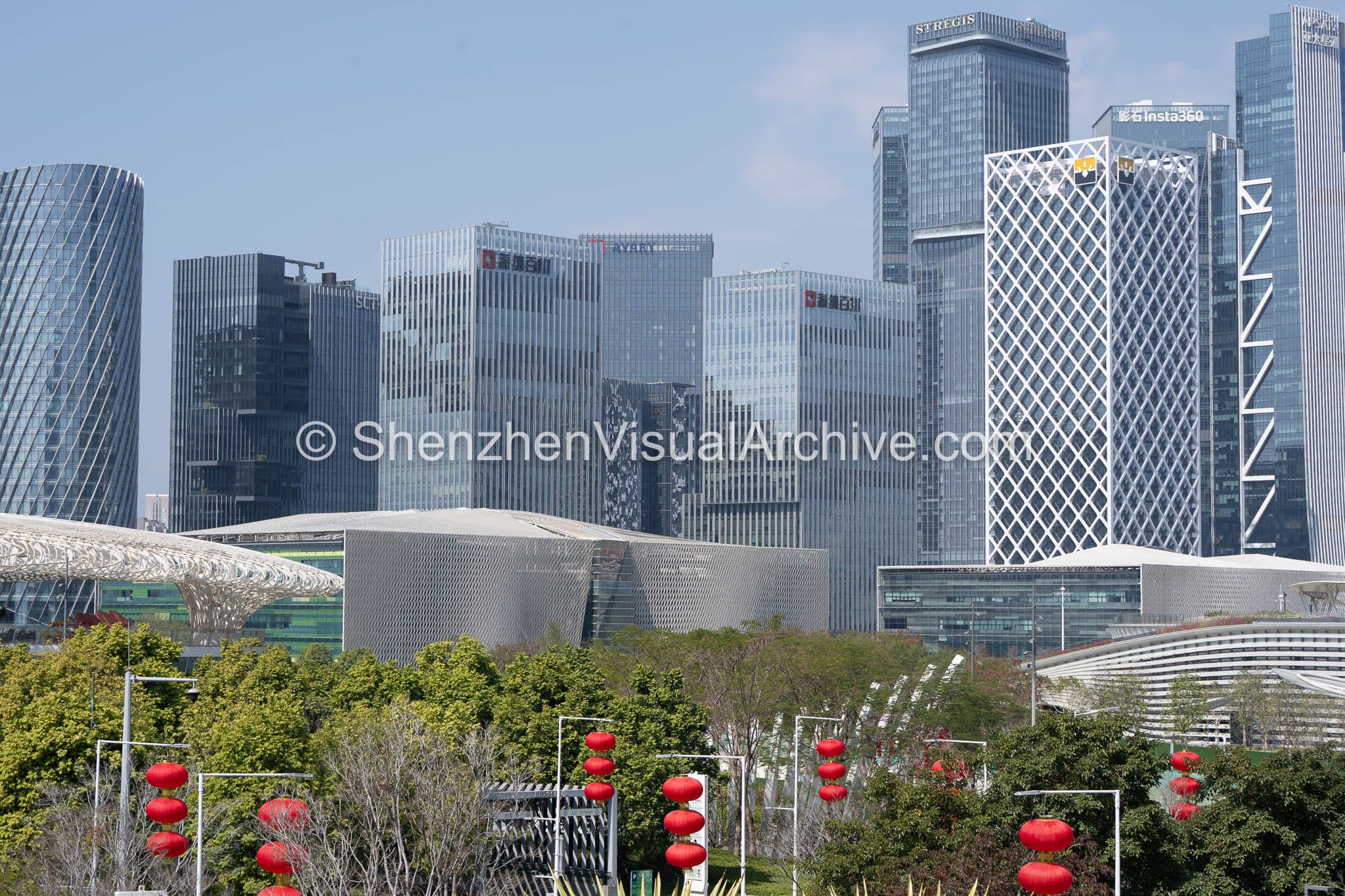 Festive Skyline: Bao'an CBD and Lunar New Year Lanterns at OH Bay (SVA-26-0108)