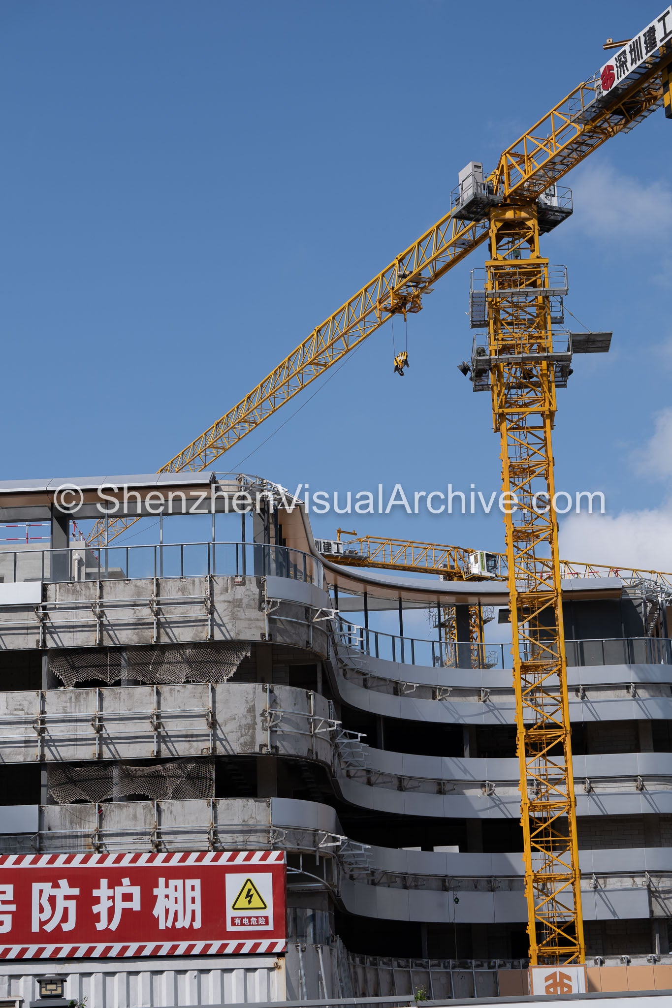 Industrial Assembly: Tower Cranes at the School of Medicine Construction Site (SVA-26-0119)